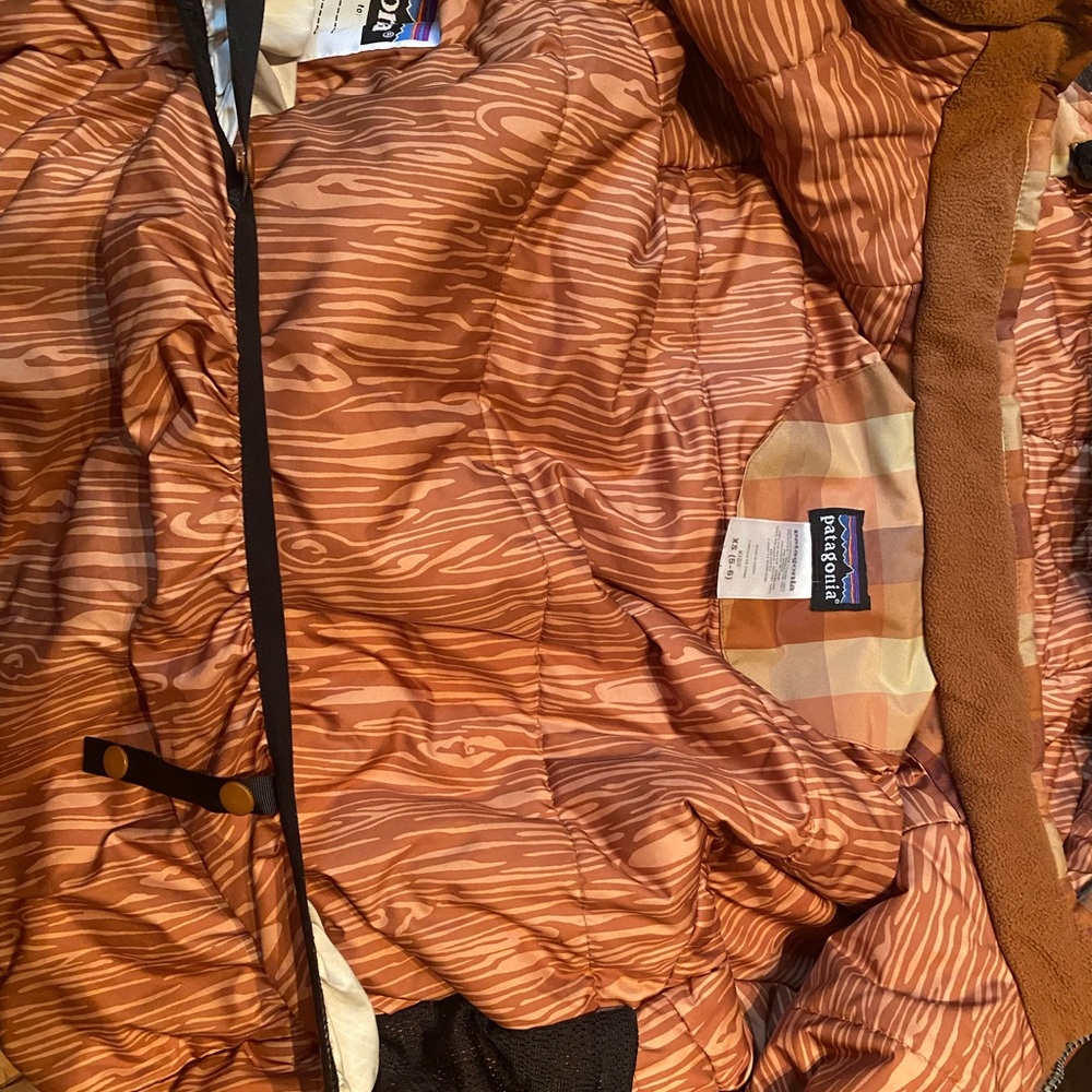 Patagonia size XS (5-6) kids ski jacket